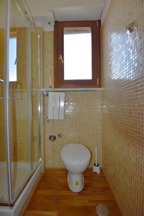 Nice And Warm Rooms Roma Dış mekan fotoğraf